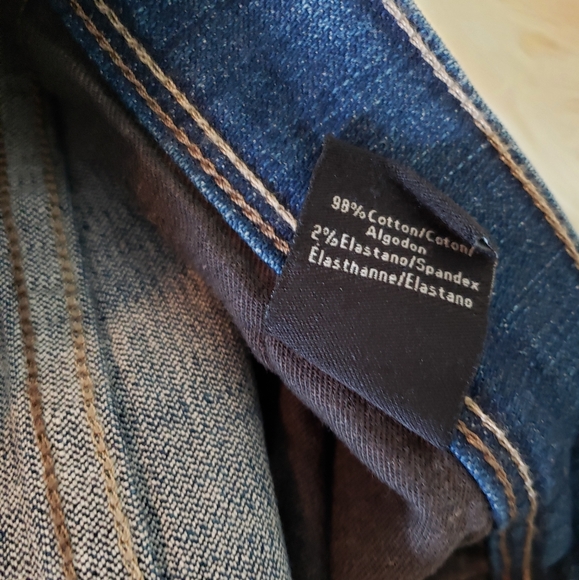 Calvin Klein Jeans Slim Straight Jeans - Picture 8 of 8